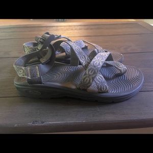 Chacos Size 9